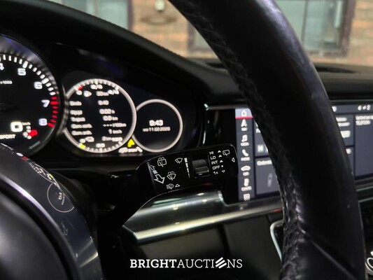 Porsche Panamera Sport Turismo 4 E-Hybrid 2.9 V6 462pk 2018, G-856-XL
