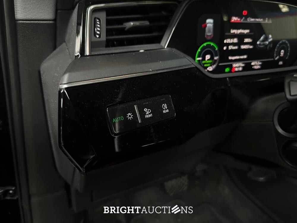 Audi e-tron 50 quattro Business edition 71 kWh 313pk 2020 (Origineel-NL + 1e eigenaar), K-578-JS