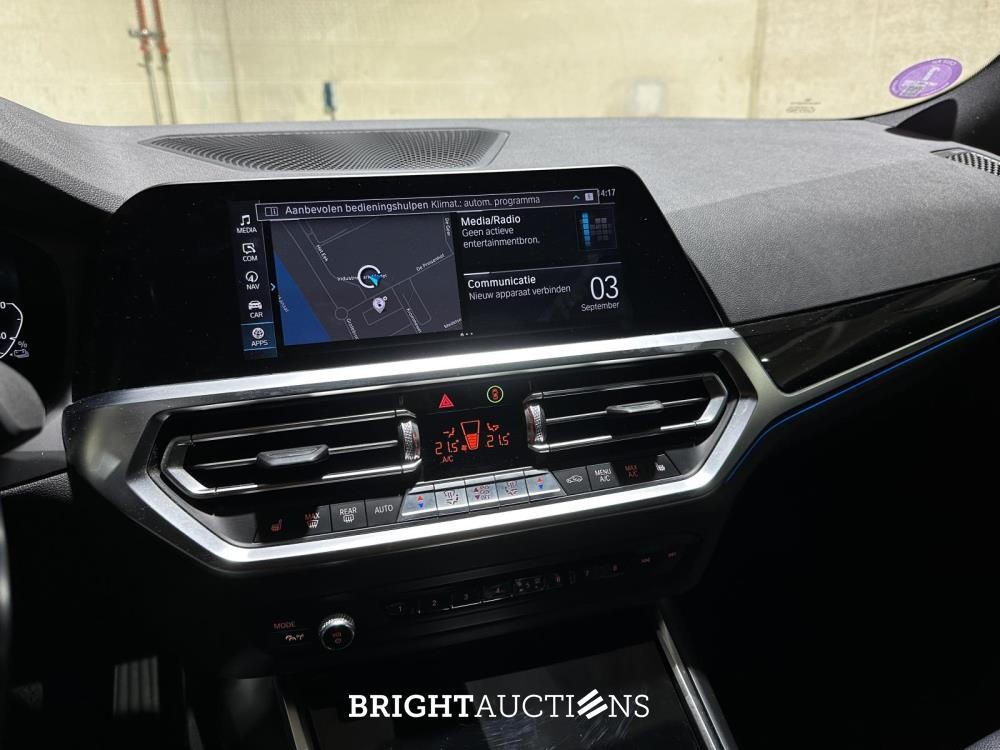 BMW 330e Touring Business Edition Plus 184hp 2021 3er (Original-NL + 1. Besitzer) L-480-TL