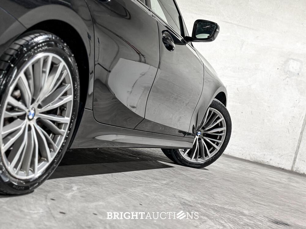 BMW 330e Touring Business Edition Plus 184hp 2021 3er (Original-NL + 1. Besitzer) L-480-TL