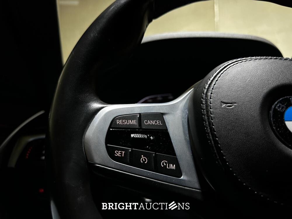 BMW 520i Touring High Executive Edition M-Sport 184hp 2021 (Original-NL) 5er G31, L-194-JX