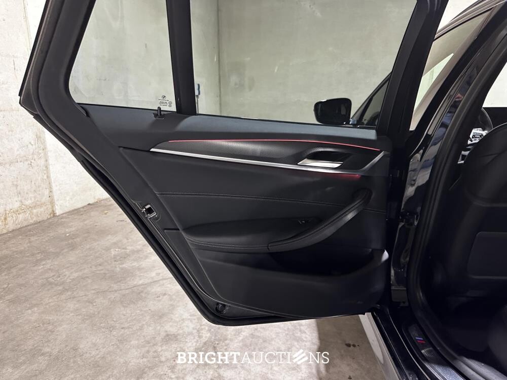 BMW 520i Touring High Executive Edition M-Sport 184hp 2021 (Original-NL) 5er G31, L-194-JX