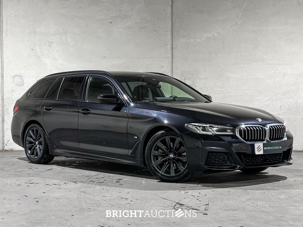 BMW 520i Touring High Executive Edition M-Sport 184hp 2021 (Original-NL) 5er G31, L-194-JX