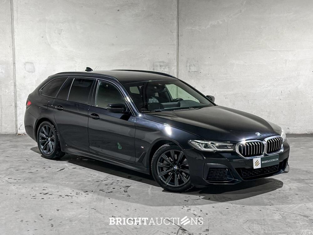 BMW 520i Touring High Executive Edition M-Sport 184hp 2021 (Original-NL) 5er G31, L-194-JX