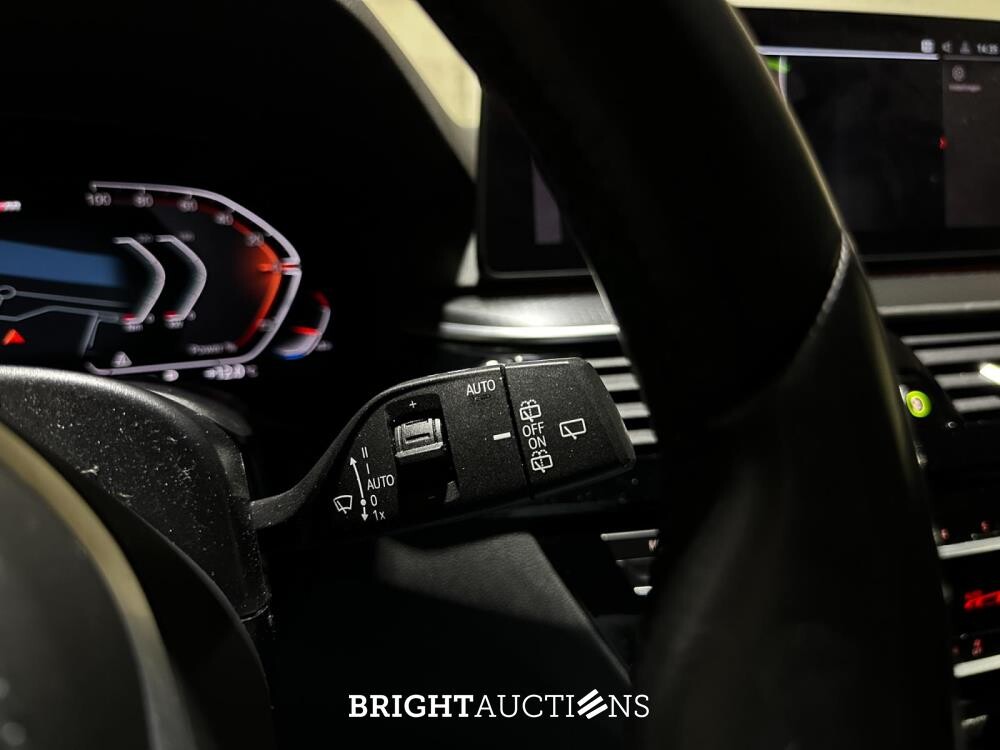 BMW 520i Touring High Executive Edition M-Sport 184hp 2021 (Original-NL) 5-Series G31, L-194-JX
