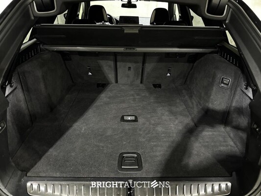 BMW 520i Touring High Executive Edition M-Sport 184hp 2021 (Original-NL) 5er G31, L-194-JX