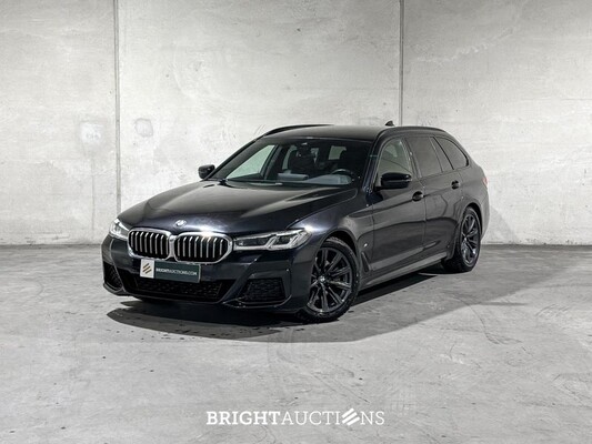 BMW 520i Touring High Executive Edition M-Sport 184hp 2021 (Original-NL) 5er G31, L-194-JX
