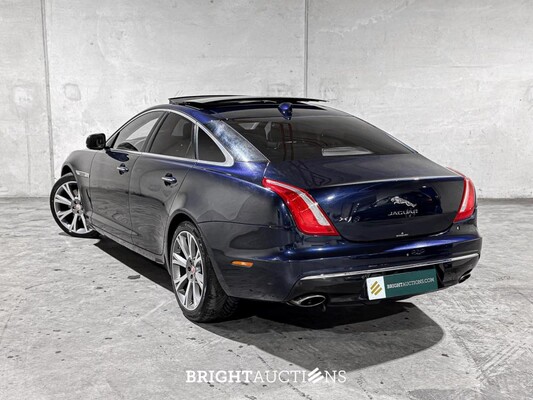 Jaguar XJ 3.0 D Premium Luxury 300hp 2016, RV-612-X