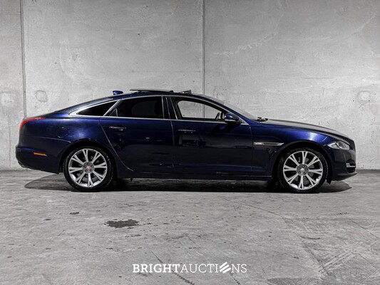 Jaguar XJ 3.0 D Premium Luxury 300hp 2016, RV-612-X