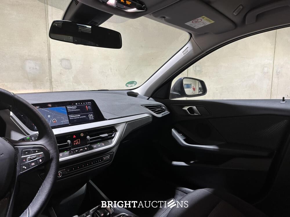 BMW 118i Introduction Edition 136hp 2023 (Original-NL+1st owner) 1er-Reihe, T-589-KN