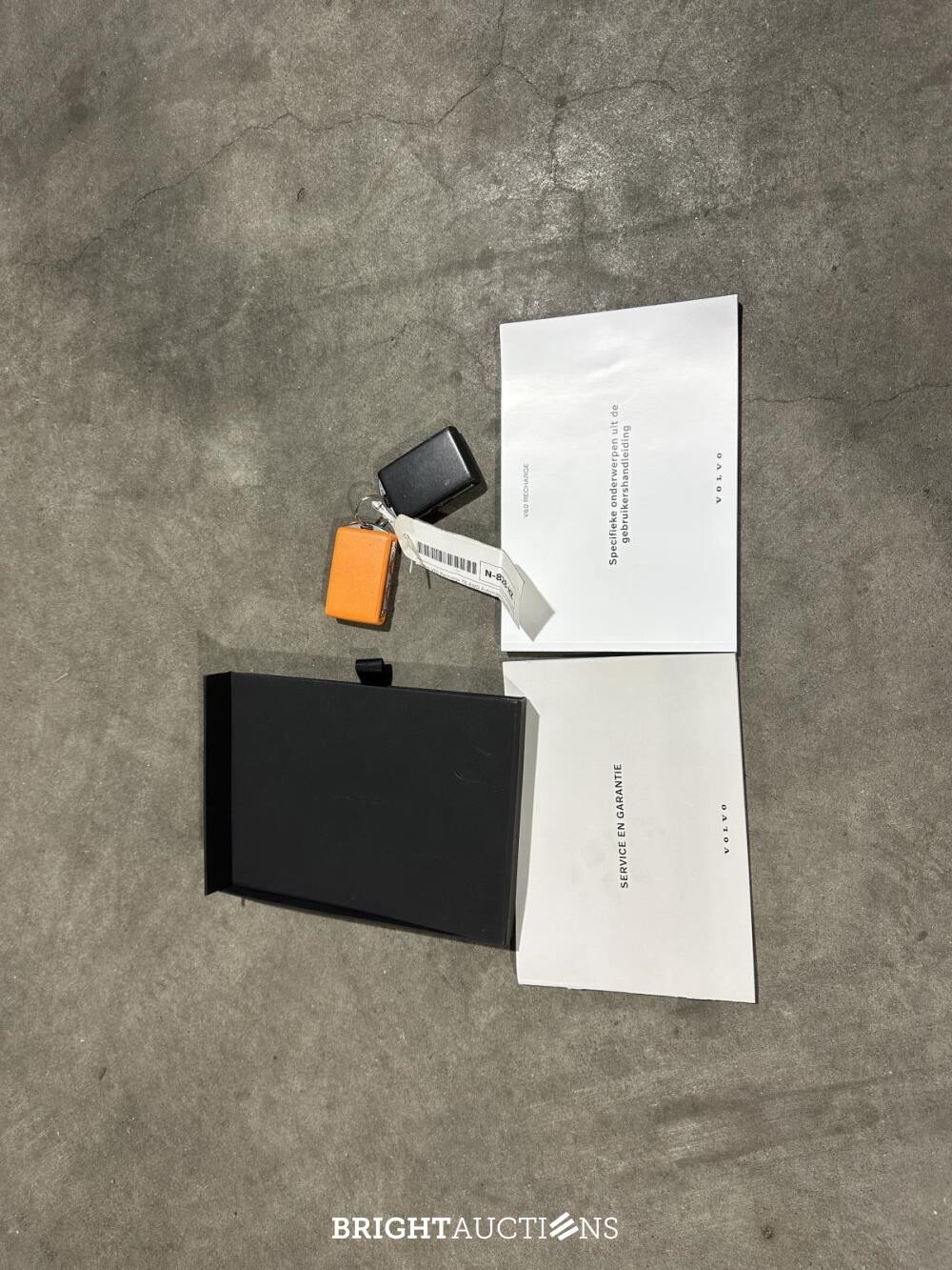 Volvo V60 2.0 T6 Recharge AWD Inscription Expression 340hp 2021 Plug-In Hybrid (Original-NL + 1st Owner), N-828-HZ