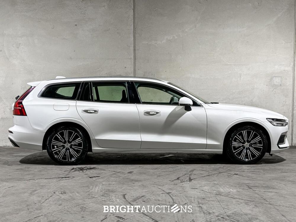 Volvo V60 2.0 T6 Recharge AWD Inscription Expression 340hp 2021 Plug-In Hybrid (Original-NL + 1st Owner), N-828-HZ