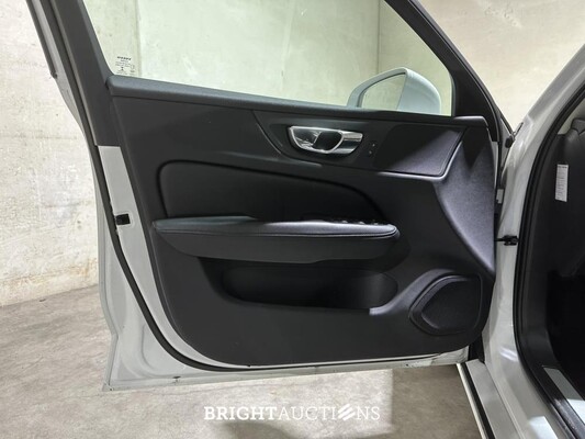 Volvo V60 2.0 T6 Recharge AWD Inscription Expression 340hp 2021 Plug-In Hybrid (Original-NL + 1st Owner), N-828-HZ