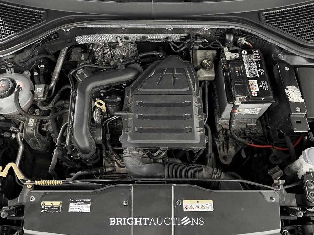 Volkswagen T-Roc 1.0 TSI Style Business 116hp 2020 (Original-NL), H-006-NL

