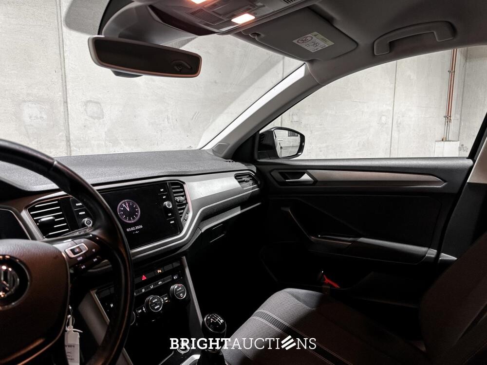 Volkswagen T-Roc 1.0 TSI Style Business 116hp 2020 (Original-NL), H-006-NL

