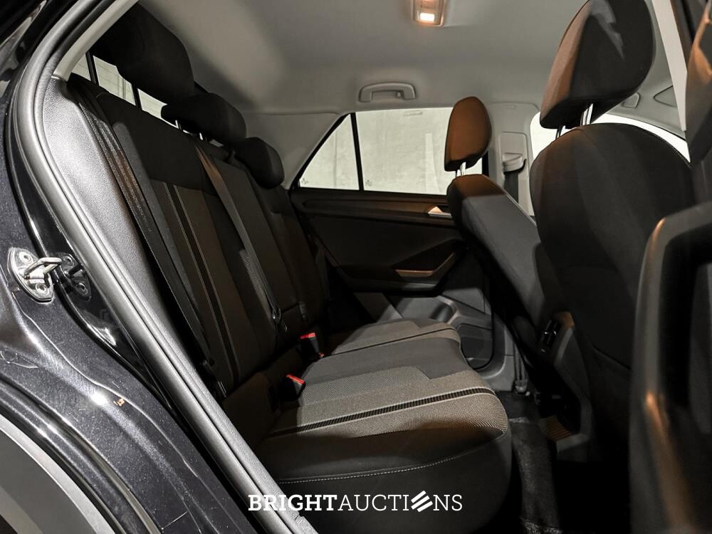 Volkswagen T-Roc 1.0 TSI Style Business 116hp 2020 (Original-NL), H-006-NL

