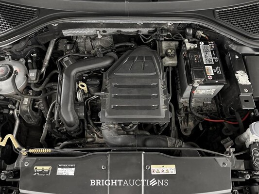 Volkswagen T-Roc 1.0 TSI Style Business 116hp 2020 (Original-NL), H-006-NL

