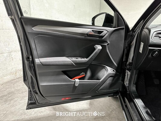 Volkswagen T-Roc 1.0 TSI Style Business 116hp 2020 (Original-NL), H-006-NL

