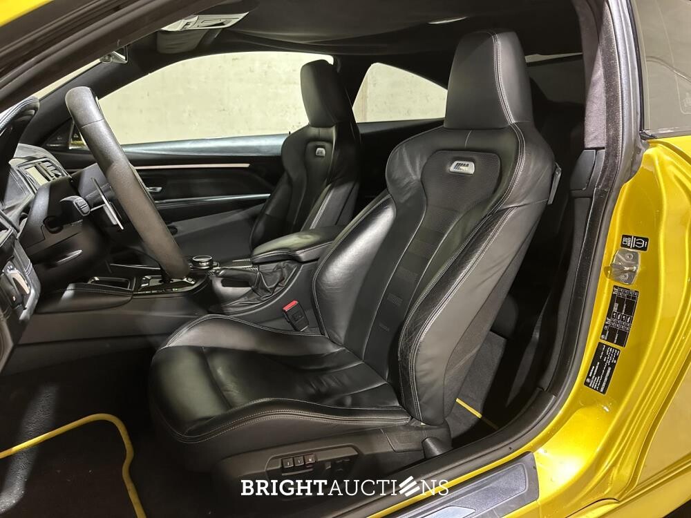 BMW M4 Coupe 3.0 580PS 2014 4er Serie F82