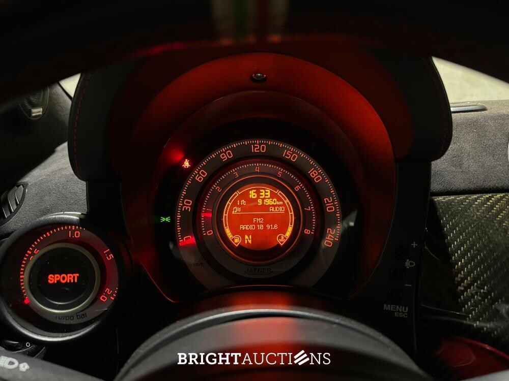 Fiat Abarth 695 Tributo Ferrari AKRAPOVIC 180hp