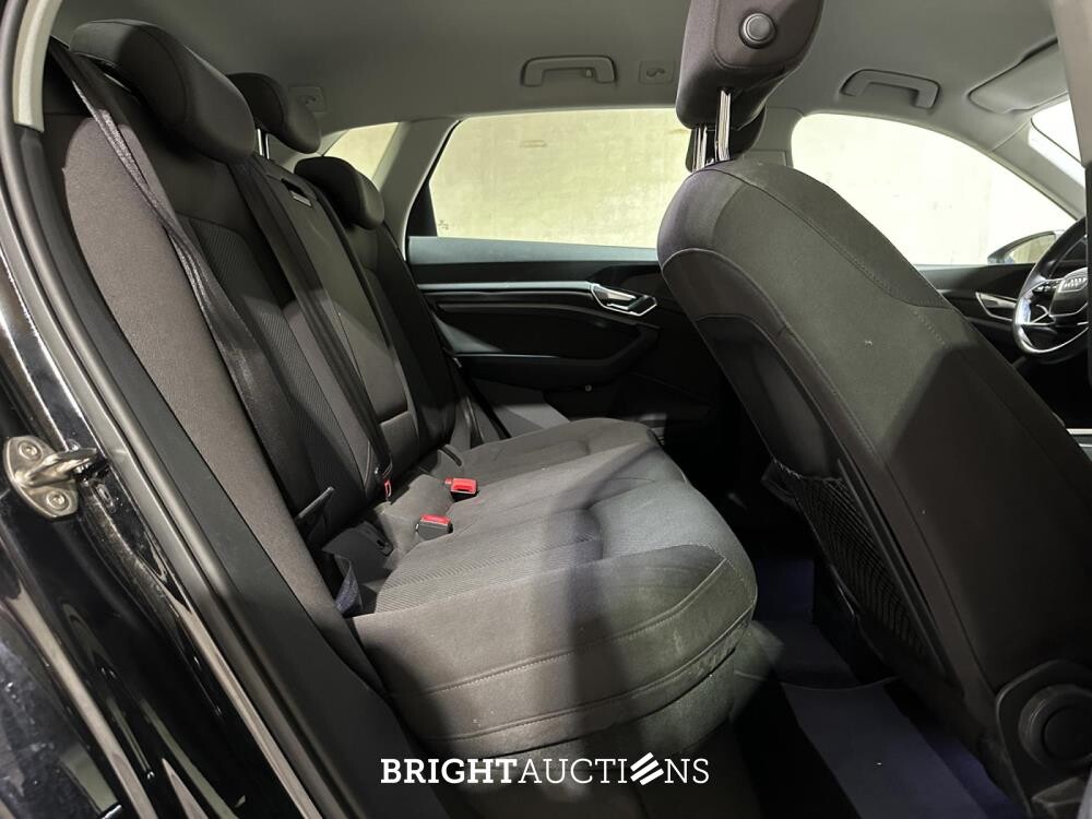 Audi e-tron 55 quattro edition 95 kWh 408hp 2020 (Original-NL+1. Besitzer), K-077-BL