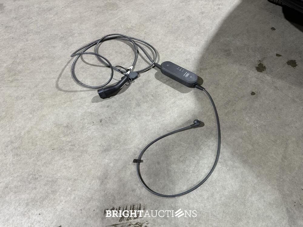 Audi e-tron 55 quattro edition 95 kWh 408hp 2020 (Original-NL+1. Besitzer), K-077-BL