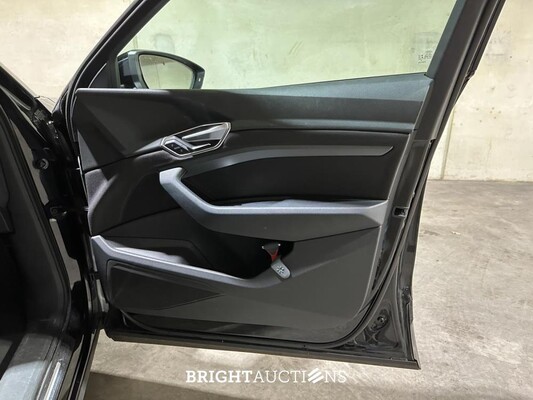 Audi e-tron 55 quattro edition 95 kWh 408hp 2020 (Original-NL+1st owner), K-077-BL