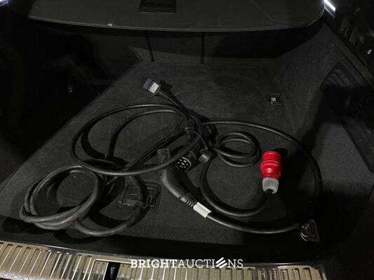 Audi e-tron 55 quattro edition 95 kWh 408hp 2020 (Original-NL+1st owner), K-077-BL