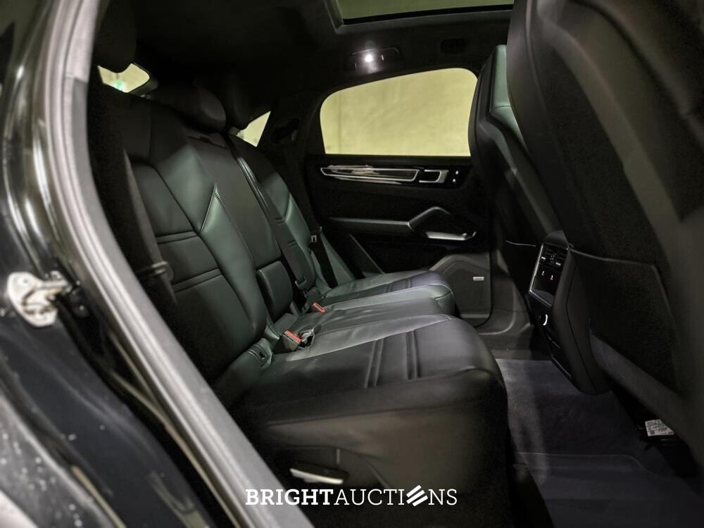 Porsche Cayenne Coupe Turbo 4.0 V8 549hp 2019, J-757-HF