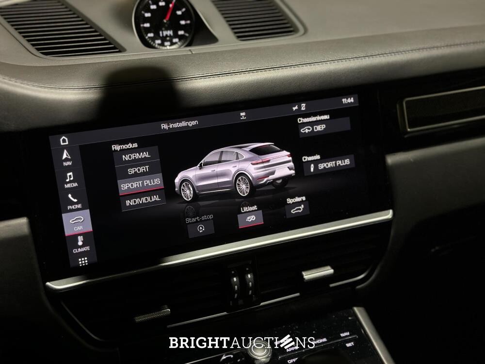 Porsche Cayenne Coupe Turbo 4.0 V8 549hp 2019, J-757-HF