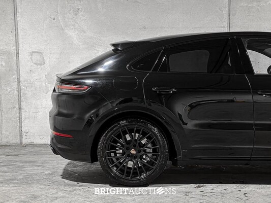 Porsche Cayenne Coupe Turbo 4.0 V8 549hp 2019, J-757-HF