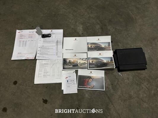 Porsche Cayenne Coupe Turbo 4.0 V8 549hp 2019, J-757-HF