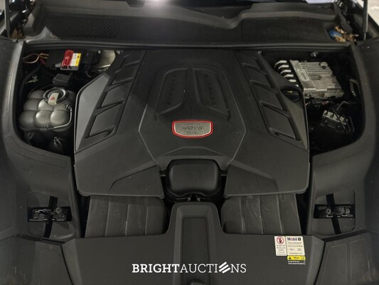 Porsche Cayenne Coupe Turbo 4.0 V8 549hp 2019, J-757-HF