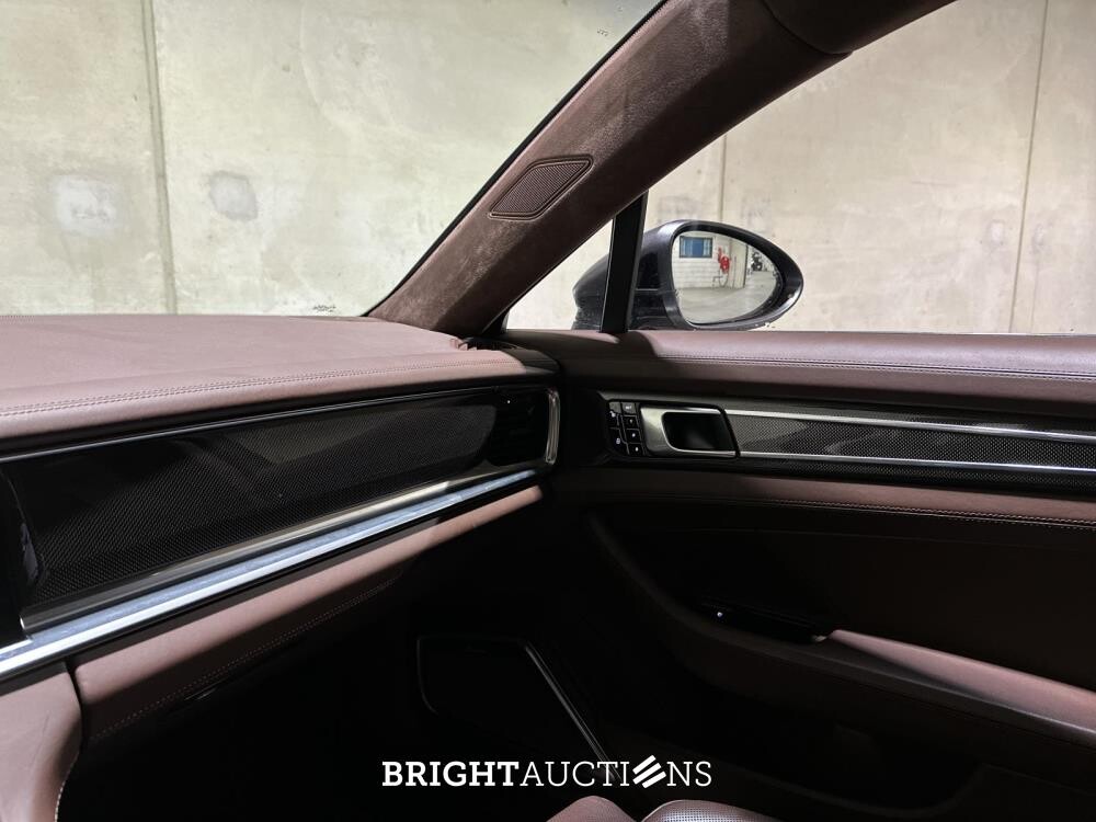 Porsche Panamera Sport Turismo 4 E-Hybrid 2.9 V6 462hp 2018 (Original-NL), RR-070-R