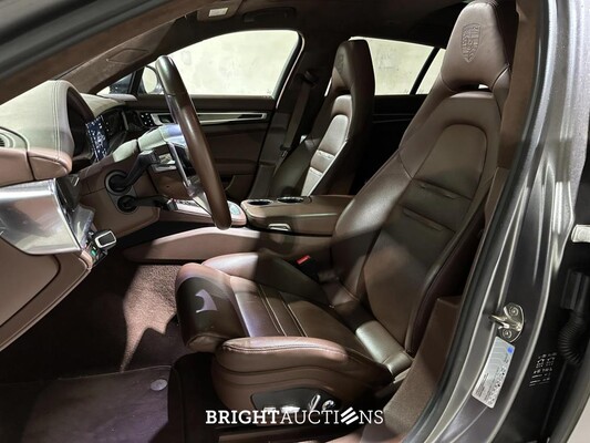 Porsche Panamera Sport Turismo 4 E-Hybrid 2.9 V6 462hp 2018 (Original-NL), RR-070-R