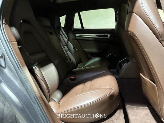 Porsche Panamera Sport Turismo 4 E-Hybrid 2.9 V6 462hp 2018 (Original-NL), RR-070-R