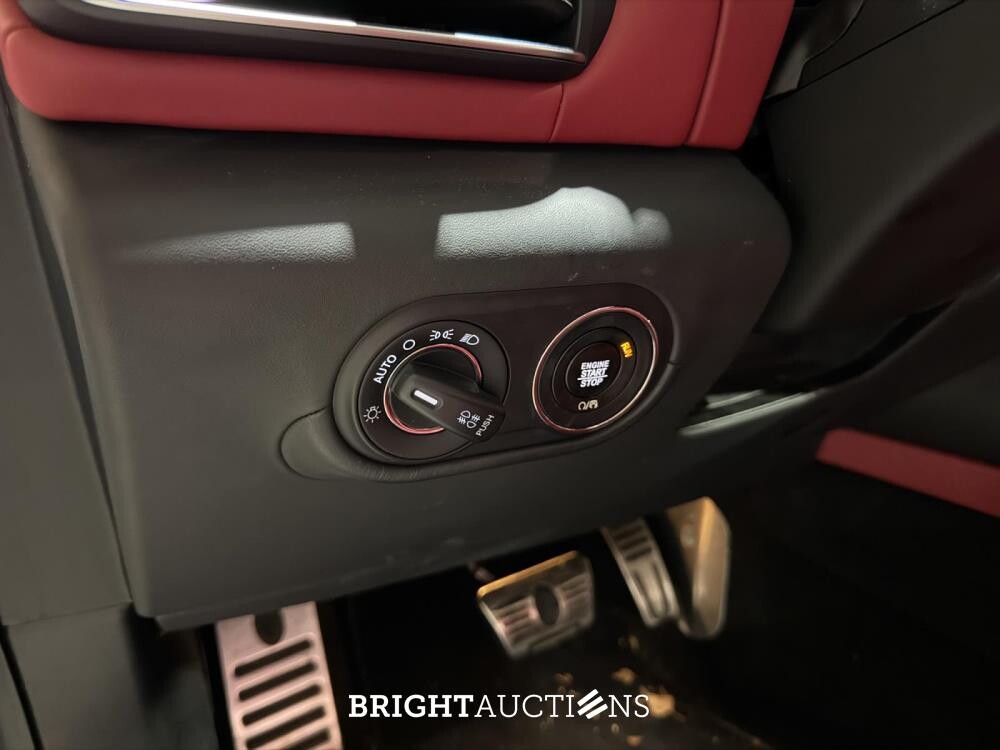 Maserati Levante 3.0 V6 D AWD 275hp 2017 (Original-NL), ND-376-K