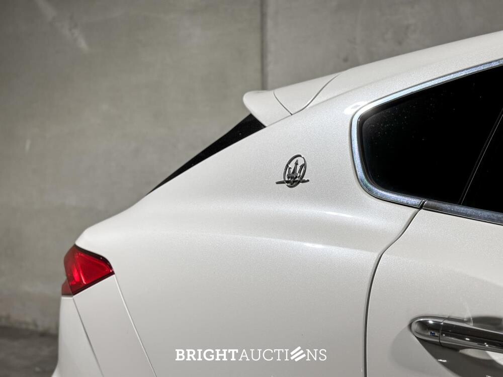 Maserati Levante 3.0 V6 D AWD 275hp 2017 (Original-NL), ND-376-K