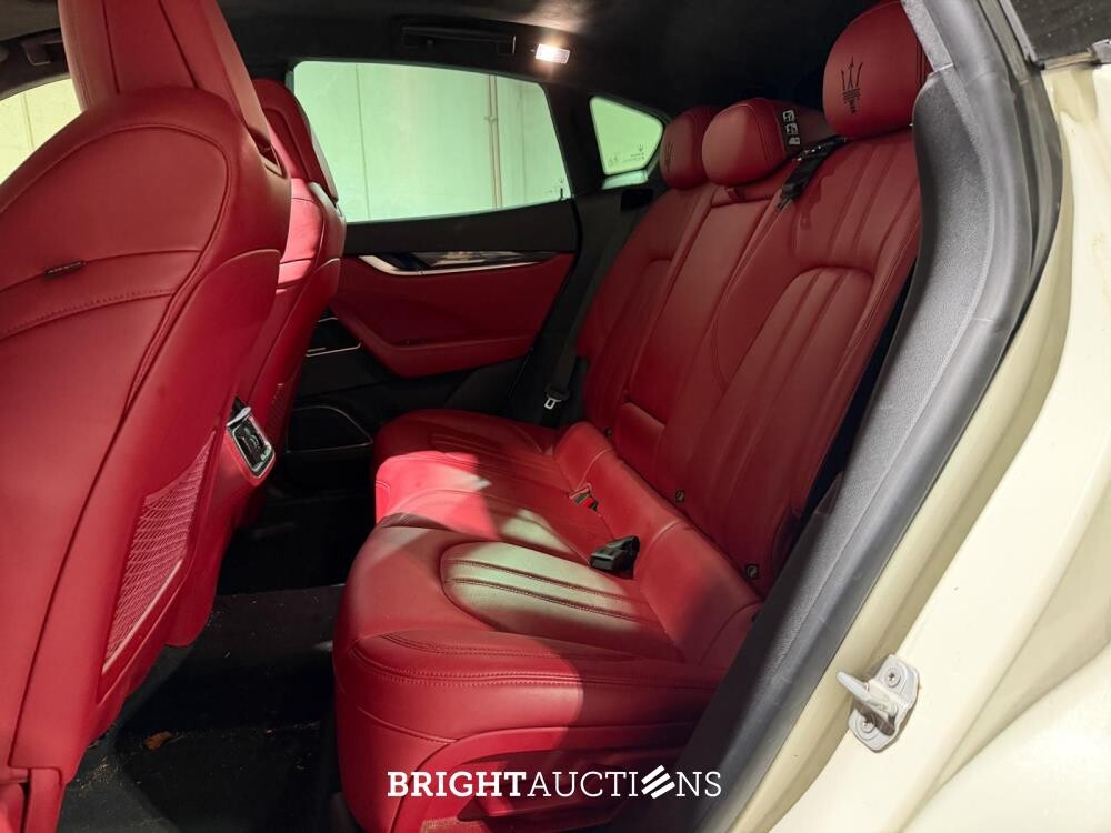 Maserati Levante 3.0 V6 D AWD 275hp 2017 (Original-NL), ND-376-K