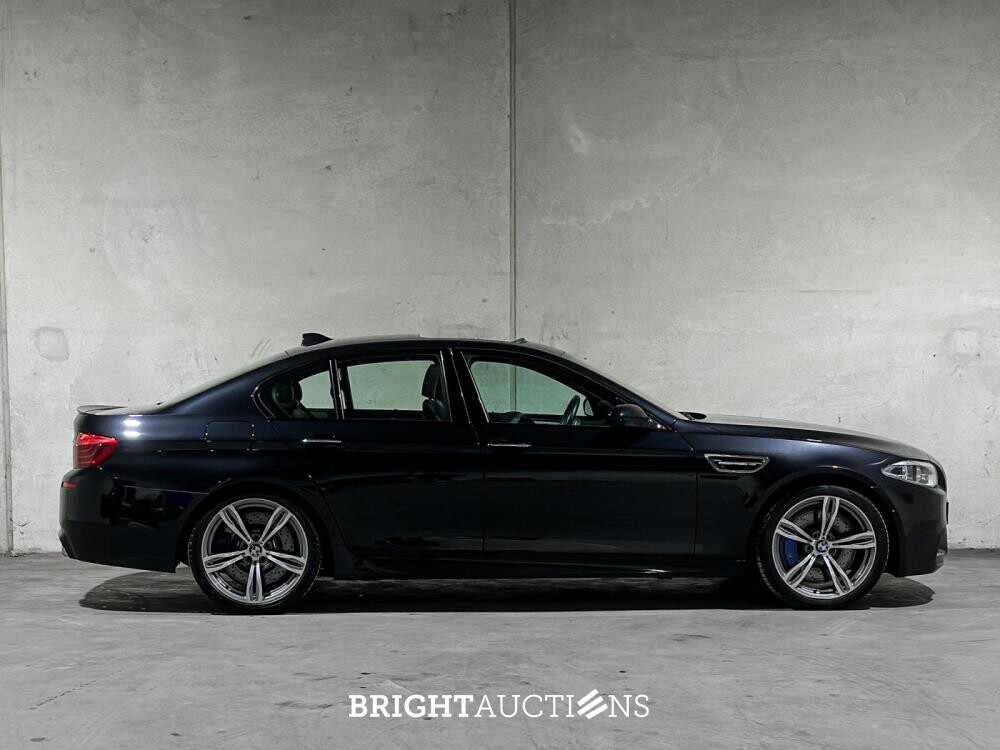 BMW M5 F10 4.4 V8 560hp 2014 5er Serie, 3-ZLJ-94