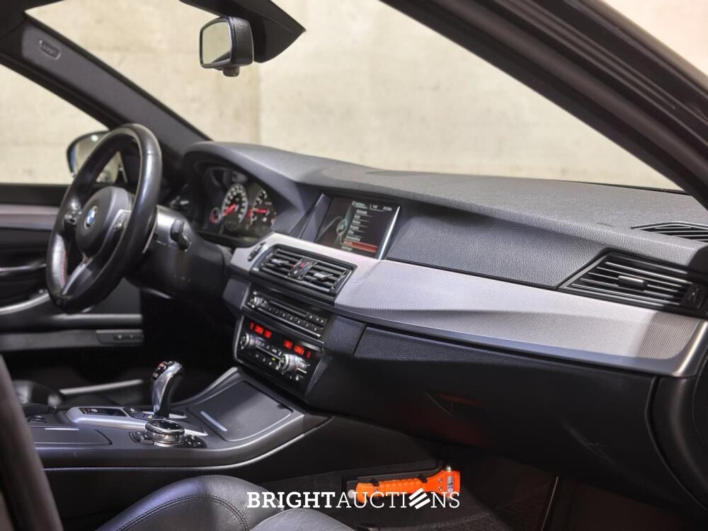 BMW M5 F10 4.4 V8 560hp 2014 5er Serie, 3-ZLJ-94
