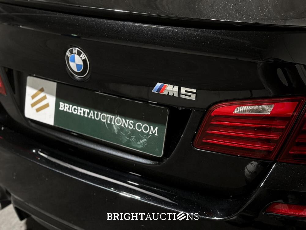 BMW M5 F10 4.4 V8 560hp 2014 5er Serie, 3-ZLJ-94