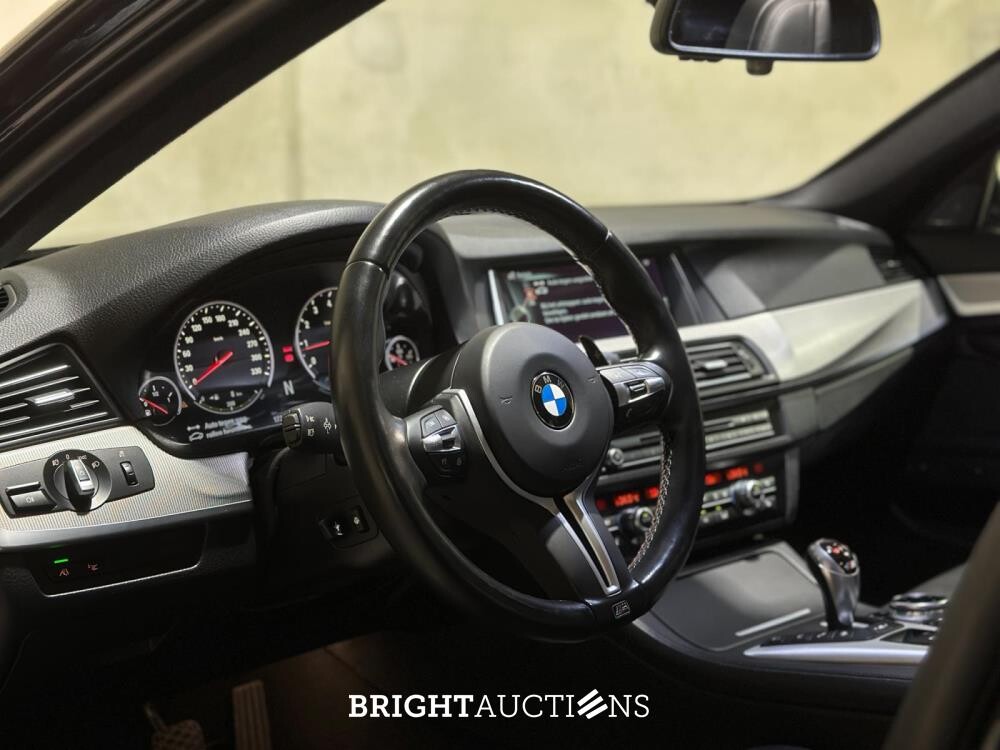 BMW M5 F10 4.4 V8 560hp 2014 5er Serie, 3-ZLJ-94