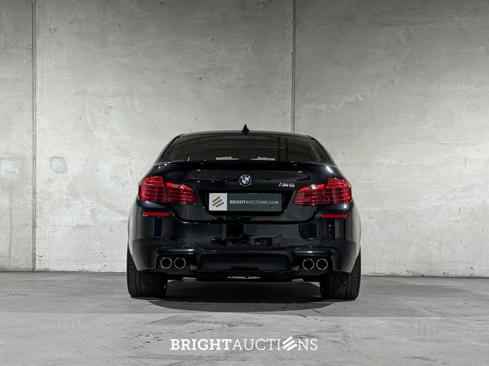 BMW M5 F10 4.4 V8 560hp 2014 5er Serie, 3-ZLJ-94