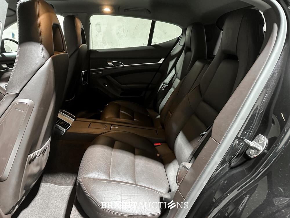 Porsche Panamera 3.6 V6 4WD 300hp 2012, G-397-TZ