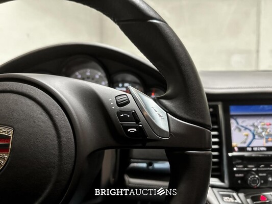 Porsche Panamera 3.6 V6 4WD 300hp 2012, G-397-TZ