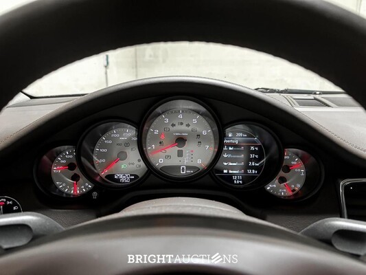 Porsche Panamera 3.6 V6 4WD 300hp 2012, G-397-TZ