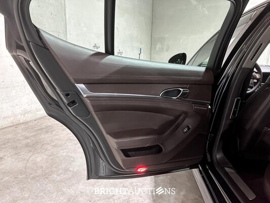 Porsche Panamera 3.6 V6 4WD 300hp 2012, G-397-TZ