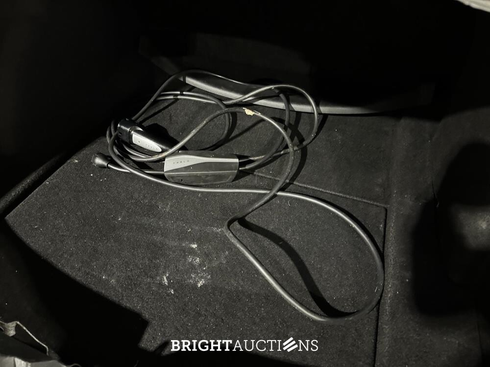 Tesla Model 3 Standard RWD Plus 60 kWh 238pk 2020 (Origineel-NL), J-064-LB