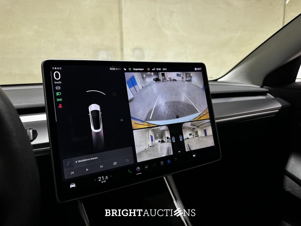 Tesla Model 3 Standard RWD Plus 60 kWh 238pk 2020 (Origineel-NL), J-064-LB